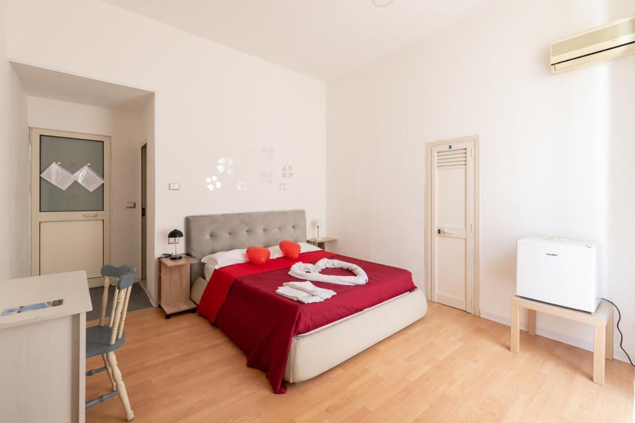 Madison Bed & Breakfast Наполи Екстериор снимка